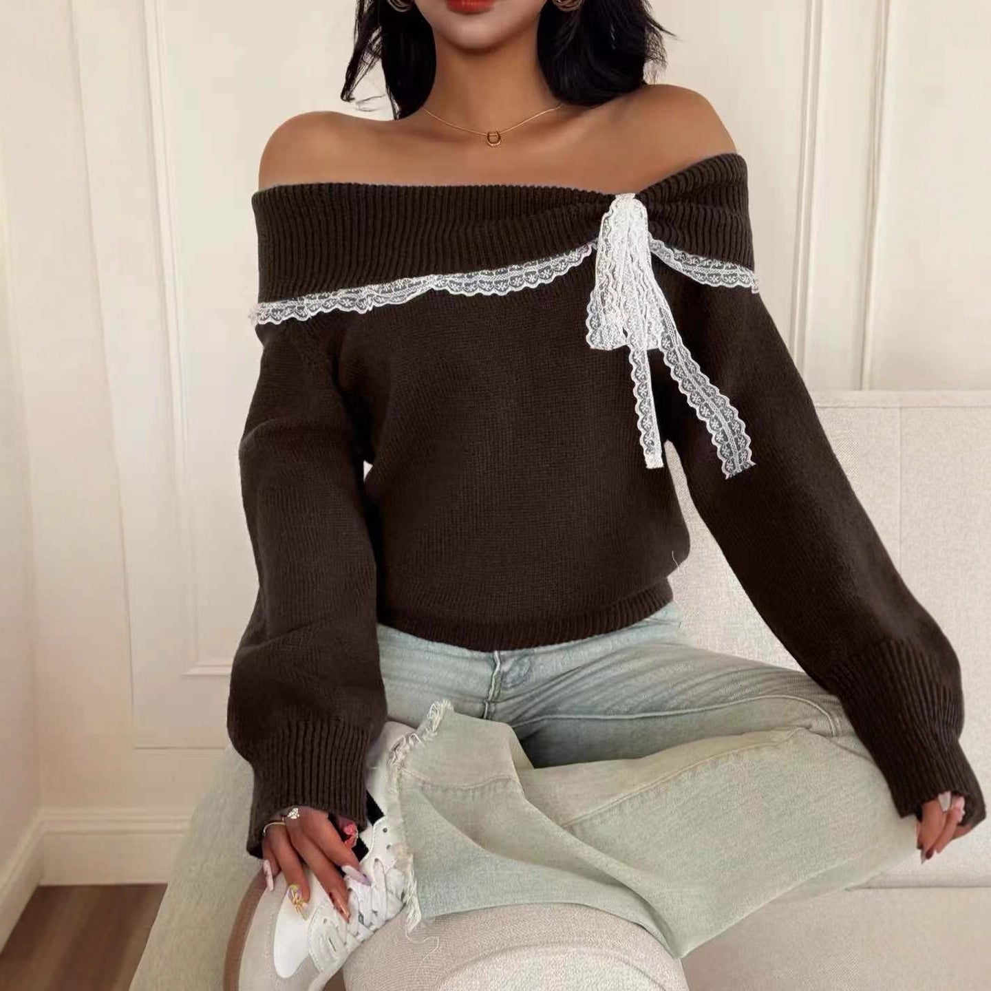 Women's Off-shoulder Casual Cute Contrast Color Tassel Long Sleeve Sweater