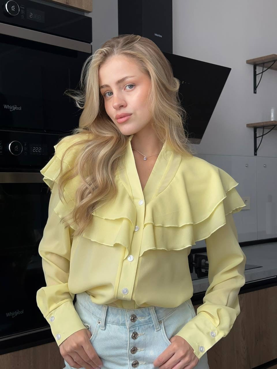 Casual Lotus Leaf V-neck Chiffon Women Temperament Shirt